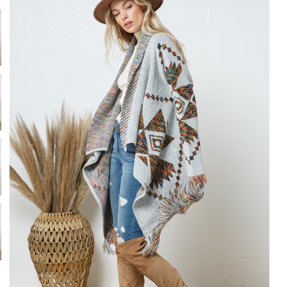NEW Open Drape Knit Geo Pattern Blanket Cardigan With Fringe - Picture 5 of 10